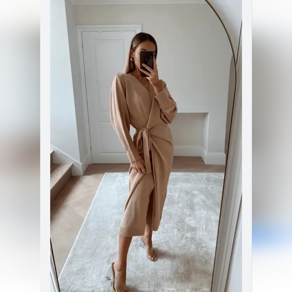 Pretty Lavish Midi Wrap Dress - Picture 1 of 6